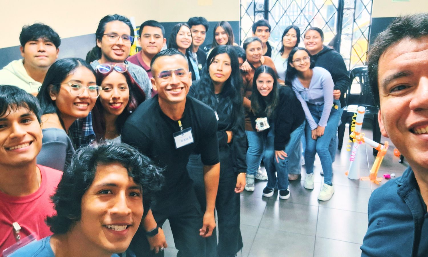 Taller Dínamo 6